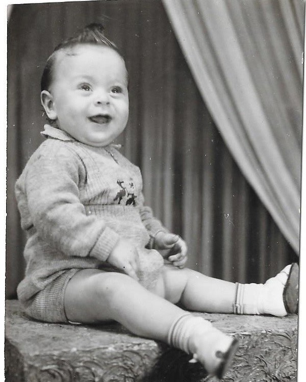 [Leon Kanner as a baby 1948 Uruguay]