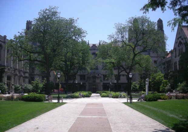 https://commons.wikimedia.org/wiki/File:University_of_Chicago_July_2013_15_(Main_Quadrangles).jpg