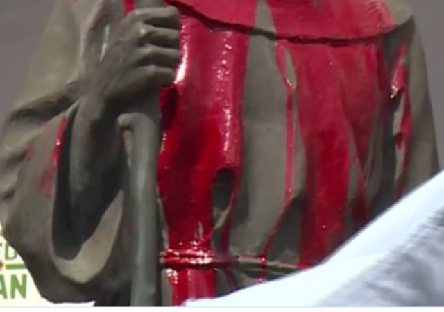 http://kron4.com/2017/09/12/video-st-junipero-serra-statue-at-santa-barbara-mission-vandalized/