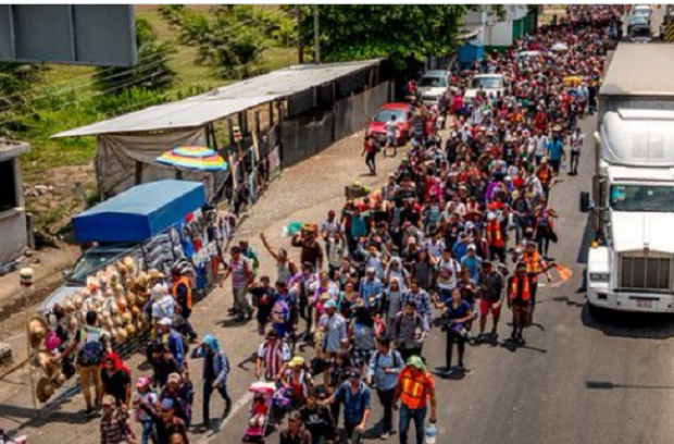 Image result for pHOTOS OF MIGRANTS AT US BORDER