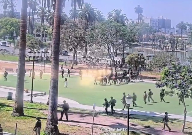 https://x.com/MayorOfLA/status/1942296116378362055
